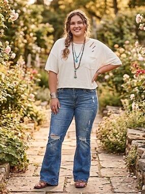 CY Distressed High-Low Boho Pocket Tee Cream Plus Size 2X